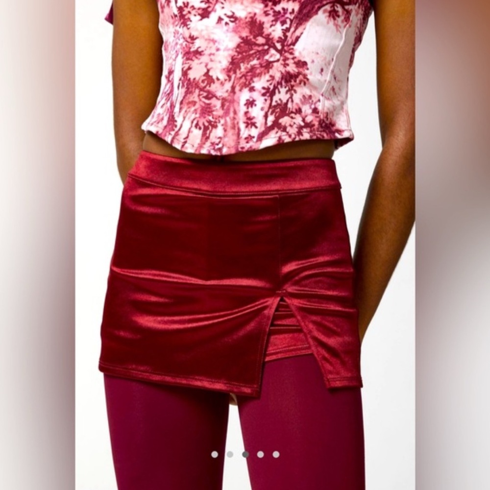Urban Outfitters  Mini Skirt
